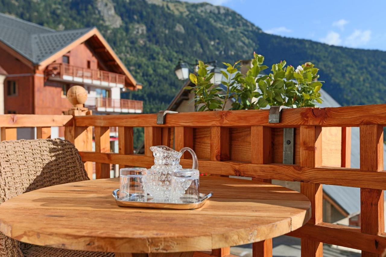 Hotel Le V De Vaujany Zewnętrze zdjęcie