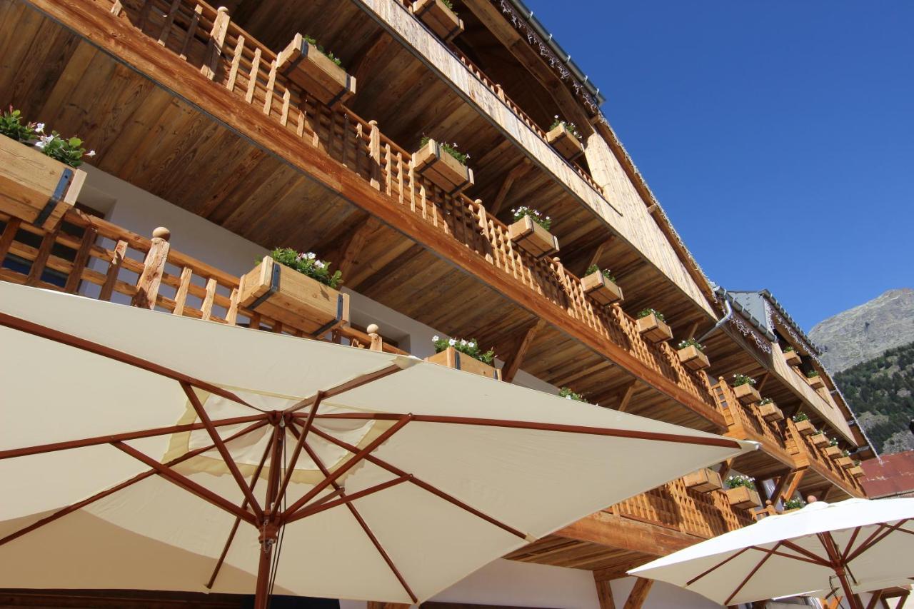 Hotel Le V De Vaujany Zewnętrze zdjęcie