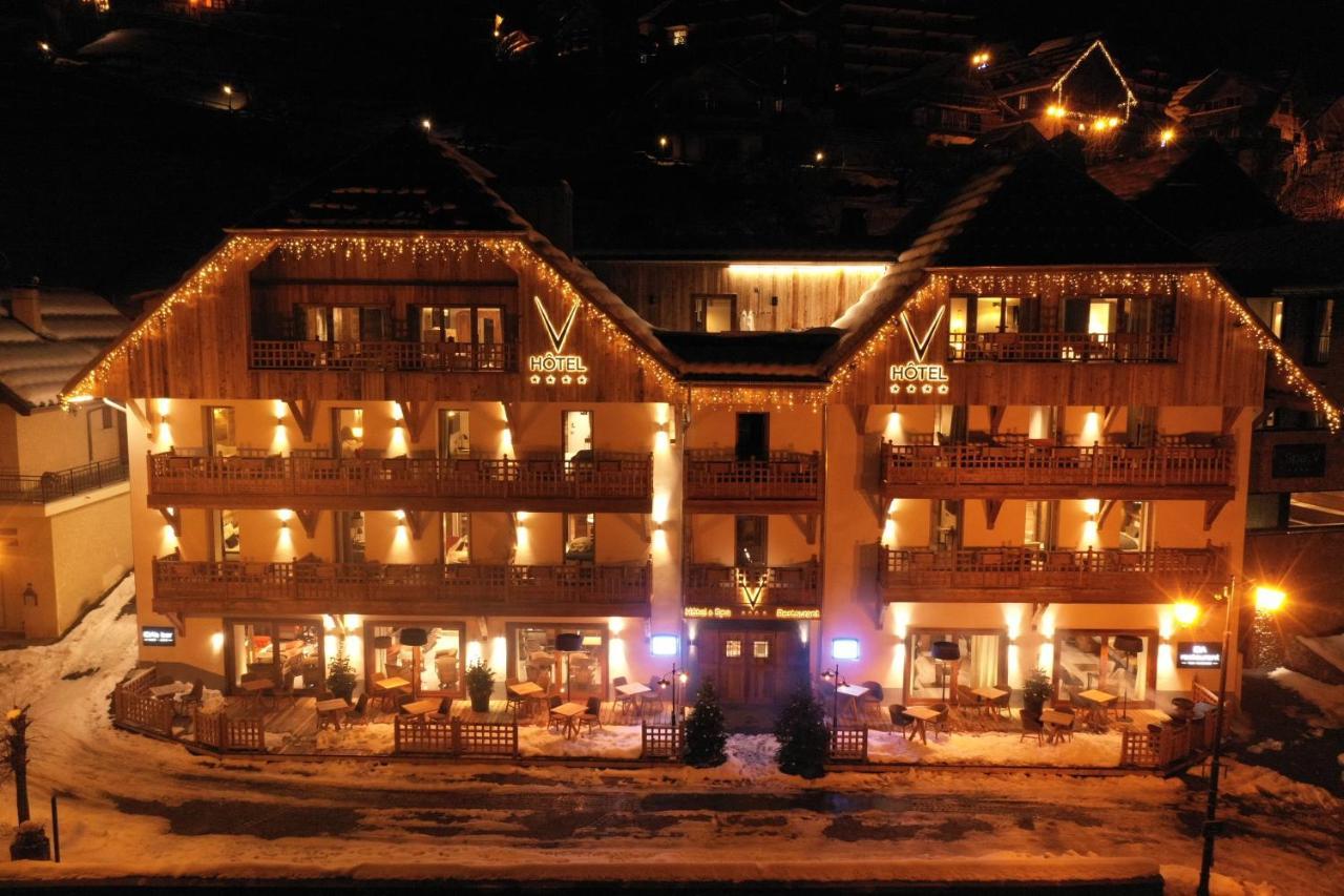 Hotel Le V De Vaujany Zewnętrze zdjęcie